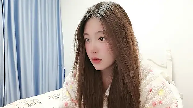 Luna 868 online show from 11/26/25, 04:52