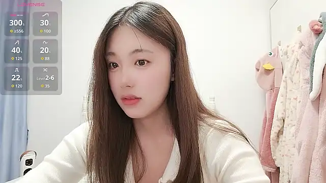 Luna 868 online show from 12/02/25, 03:18