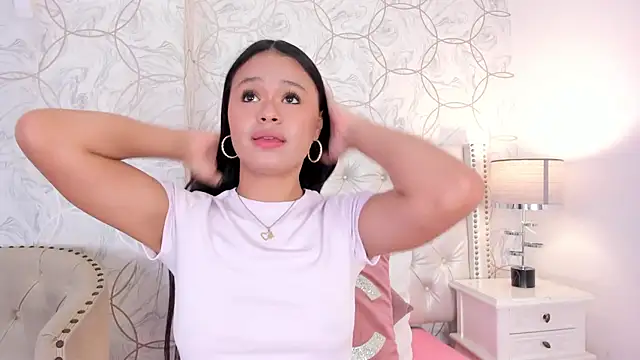 Snapshot of amara_rousse chatting on 02/12/26, 11:27 amara rousse online show from 02/12/26, 11:27