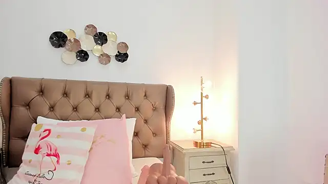 Snapshot of amara_rousse chatting on 03/08/26, 11:25 amara rousse online show from 03/08/26, 11:25