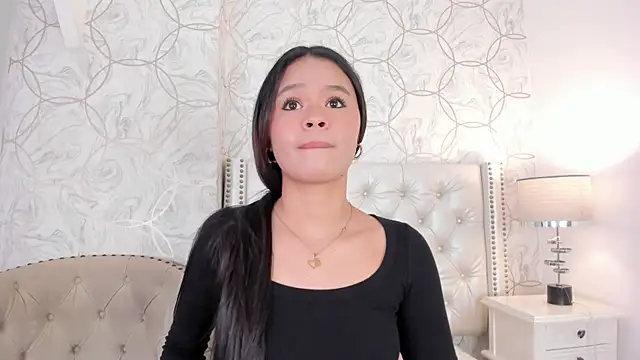 Snapshot of amara_rousse chatting on 03/10/26, 11:37 amara rousse online show from 03/10/26, 11:37