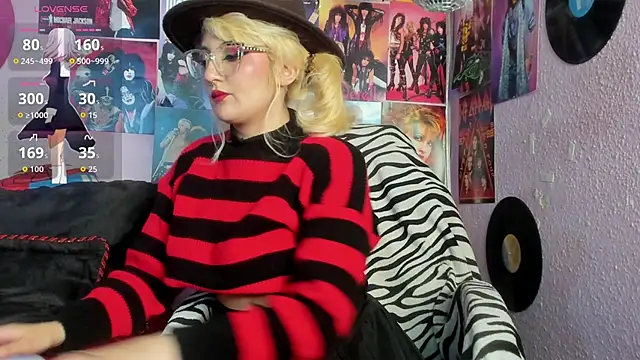 Avril Maria online show from 10/10/25, 06:40