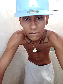 Snapshot of cofla_30 chatting on 02/15/26, 10:39 cofla 30 online show from 02/15/26, 10:39