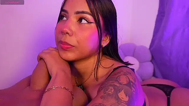 sarah babee  online show from 05/15/26, 12:39
