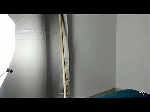 Miafisher  online show from 10/28/25, 12:36