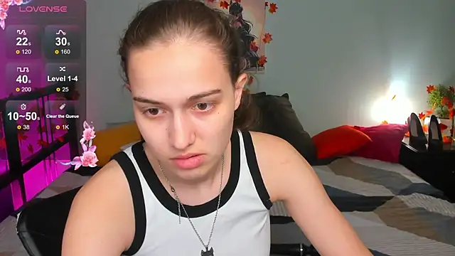 Alisa  Kelly online show from 11/04/25, 01:16