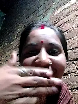 Snapshot of Sexi_pushpa chatting on 06/23/26, 10:19 Sexi pushpa online show from 06/23/26, 10:19