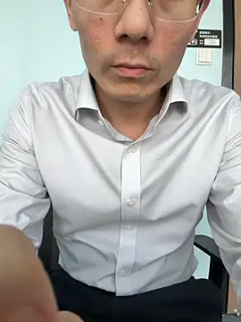 Snapshot of miniyellower chatting on 03/16/26, 08:07 miniyellower online show from 03/16/26, 08:07