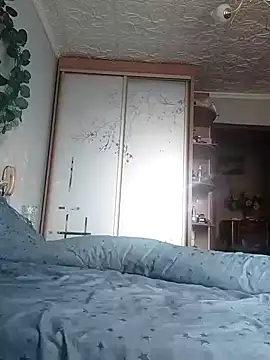 Snapshot of GlamMilena chatting on 10/15/25, 12:16 GlamMilena online show from 10/15/25, 12:16