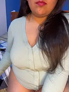 Snapshot of Luci_Sweet22 chatting on 03/29/26, 11:16 Luci Sweet22 online show from 03/29/26, 11:16