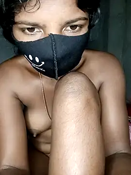 Snapshot of Renuka_GG chatting on 11/02/25, 12:57 Renuka GG online show from 11/02/25, 12:57