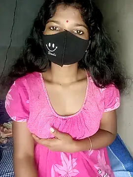 Snapshot of Renuka_GG chatting on 12/20/25, 04:08 Renuka GG online show from 12/20/25, 04:08