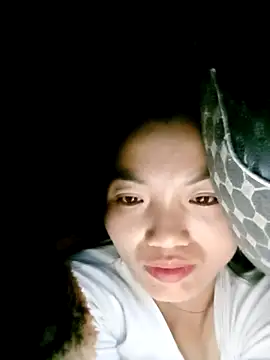 ngan-cute online show from 09/20/25, 12:33