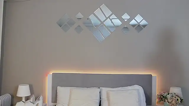 Snapshot of MarianeSun chatting on 10/09/25, 04:10 MarianeSun online show from 10/09/25, 04:10