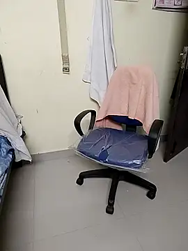 tamilmaha12 online show from 10/11/25, 08:13