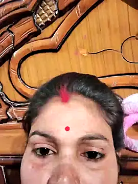 Kavya hot online show from 02/11/26, 01:05
