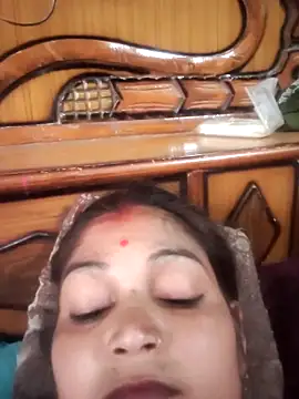 Kavya hot online show from 06/14/26, 07:43