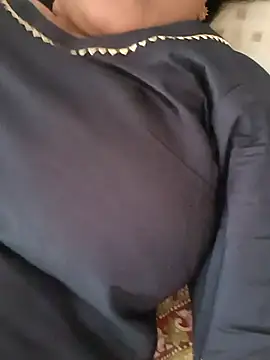 Snapshot of angel_ridhi chatting on 10/01/25, 08:31 angel ridhi online show from 10/01/25, 08:31