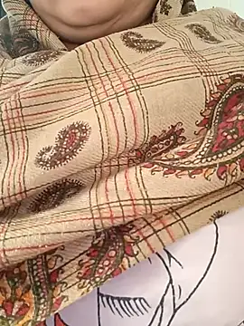 Snapshot of angel_ridhi chatting on 11/12/25, 02:34 angel ridhi online show from 11/12/25, 02:34