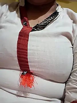 Snapshot of angel_ridhi chatting on 11/28/25, 05:43 angel ridhi online show from 11/28/25, 05:43