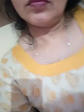 Snapshot of angel_ridhi chatting on 03/08/26, 01:36 angel ridhi online show from 03/08/26, 01:36