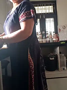 Snapshot of angel_ridhi chatting on 03/18/26, 02:37 angel ridhi online show from 03/18/26, 02:37