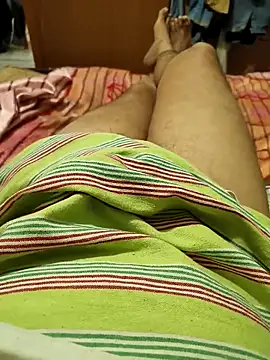 Snapshot of sakshi-44 chatting on 12/23/25, 02:09 sakshi-44 online show from 12/23/25, 02:09