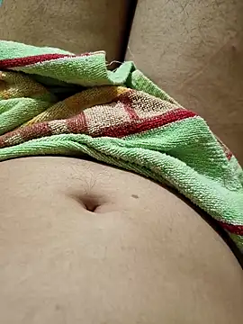 Snapshot of sakshi-44 chatting on 01/17/26, 10:35 sakshi-44 online show from 01/17/26, 10:35