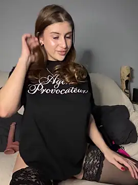 Playboy Lou8 online show from 10/18/25, 04:08