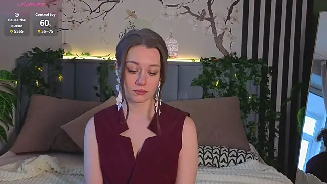 SkyHelen online show from 02/05/26, 04:06