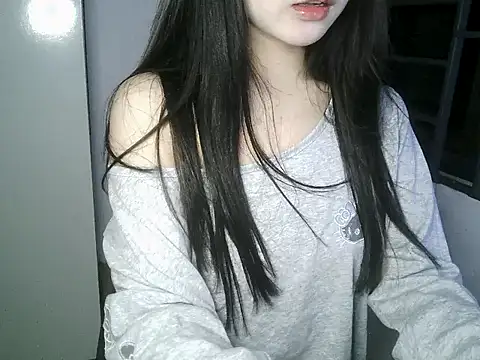 Annabelle-e online show from 10/26/25, 03:18