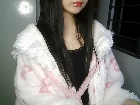 Annabelle-e online show from 11/18/25, 09:19