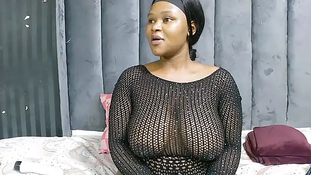 SexyBaddieXXX online show from 10/20/25, 12:05