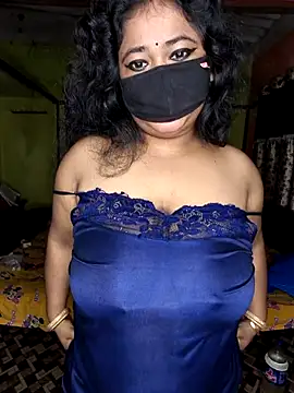 Smile-quien online show from 09/25/25, 04:32