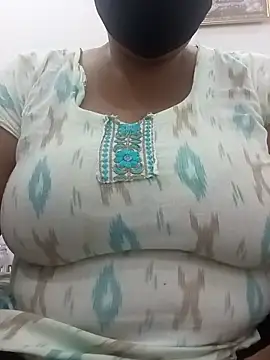 Snapshot of Rakhi_sawant143 chatting on 09/16/25, 04:08 Rakhi sawant143 online show from 09/16/25, 04:08