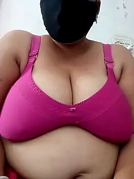 Snapshot of Rakhi_sawant143 chatting on 11/07/25, 07:19 Rakhi sawant143 online show from 11/07/25, 07:19