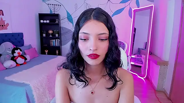 Mia Clay1 online show from 05/08/26, 08:14