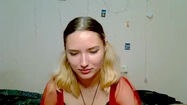  kikiclark   online show from 09/26/25, 08:35