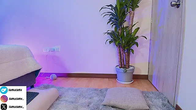 Snapshot of samucamx_ chatting on 09/25/25, 02:59 samucamx  online show from 09/25/25, 02:59