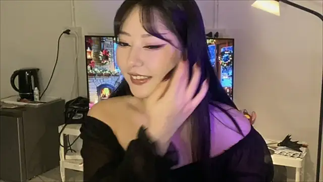 WonderMira online show from 12/16/25, 09:14