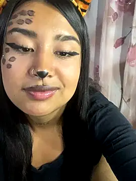 Caty  hot online show from 10/16/25, 12:22