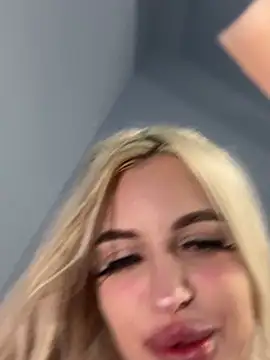 Steffi Snowbunny online show from 01/11/26, 10:15