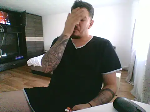 DaNNyeL016 online show from 07/31/26, 10:36