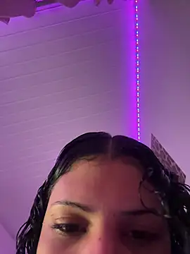 luluzinhax online show from 06/22/26, 02:57