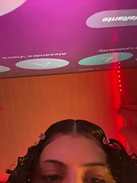 luluzinhax online show from 06/26/26, 04:17