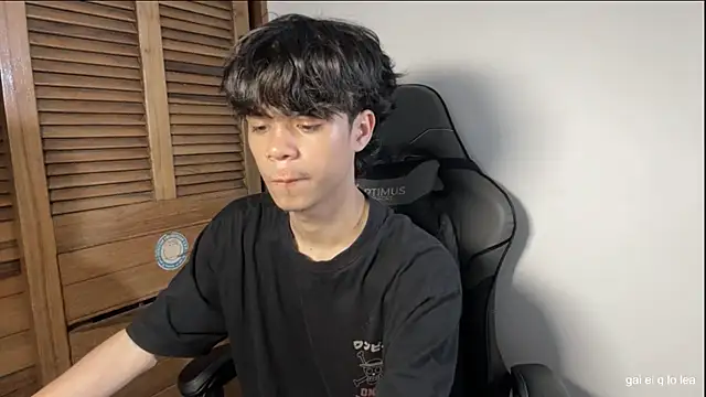 Snapshot of OopsAgain_ chatting on 03/08/26, 06:12 OopsAgain online show from 03/08/26, 06:12