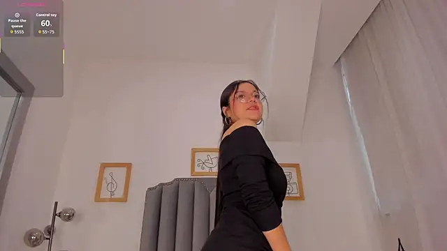 Snapshot of NebulaSin chatting on 10/05/25, 07:45 NebulaSin online show from 10/05/25, 07:45