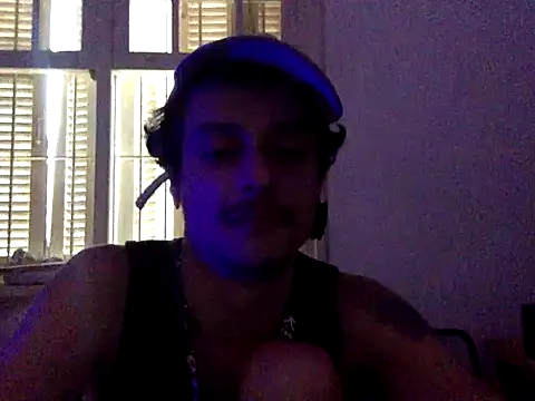 Snapshot of chrisalmeid_ chatting on 04/08/26, 05:24 chrisalmeid online show from 04/08/26, 05:24