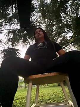 Snapshot of pocahonta69mermaid chatting on 09/22/25, 11:40 pocahonta69mermaid online show from 09/22/25, 11:40