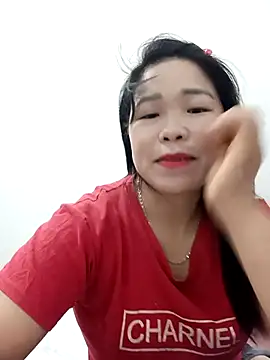 Snapshot of sumy-00 chatting on 04/20/26, 02:31 sumy-00 online show from 04/20/26, 02:31